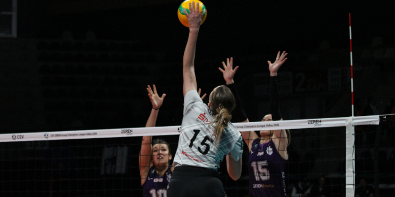 Marta-02 Marta Action