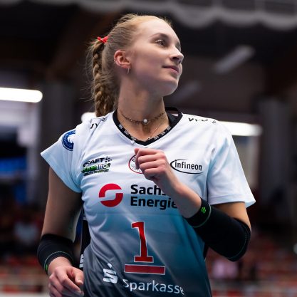 #1 Patricia Nestler (match-worn Trikot grau/weiß, Saison 2025/26)