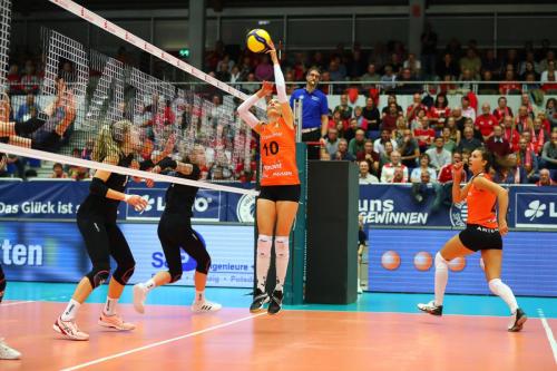 Testspiel DSC - Eczacıbaşı Istanbul