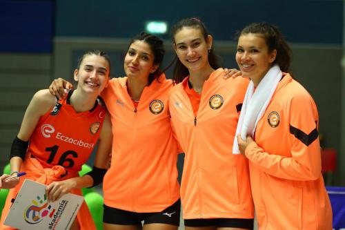 Testspiel DSC - Eczacıbaşı Istanbul