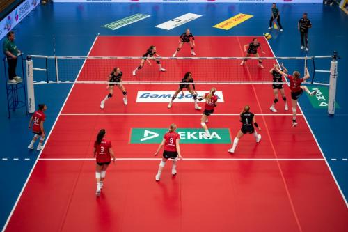 231028-Volleyball-VIB-DD-11-1007881