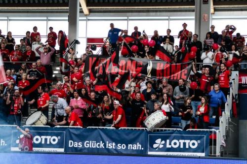 23 08032025 DSC-LiB 02 bearb Effekt komp