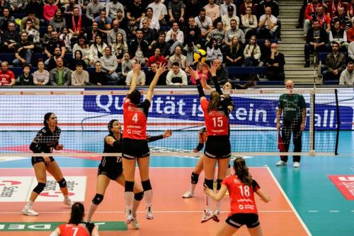 23 08032025 DSC-LiB 52 bearb Effekt komp