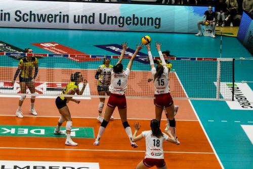 22 22022025 SSC-DSC 56 bearb Effekt komp