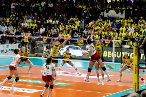 22 22022025 SSC-DSC 64 bearb Effekt komp