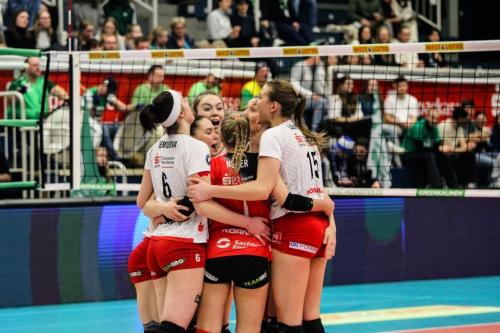 20 08022025 USC-DSC 21 bearb Effekt komp